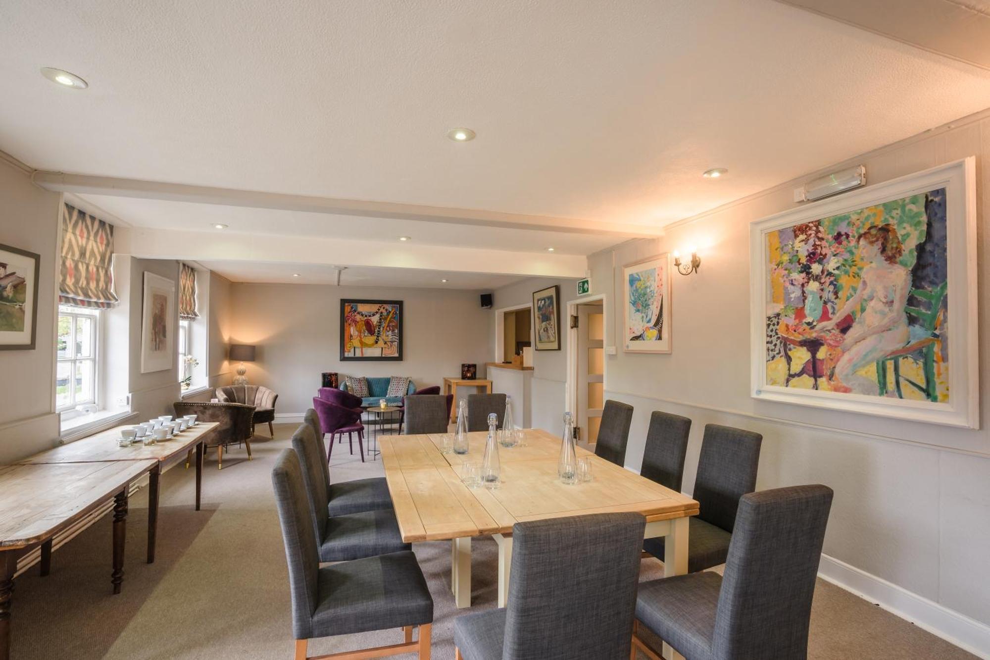 Bed and Breakfast The Loddon Swan Экстерьер фото